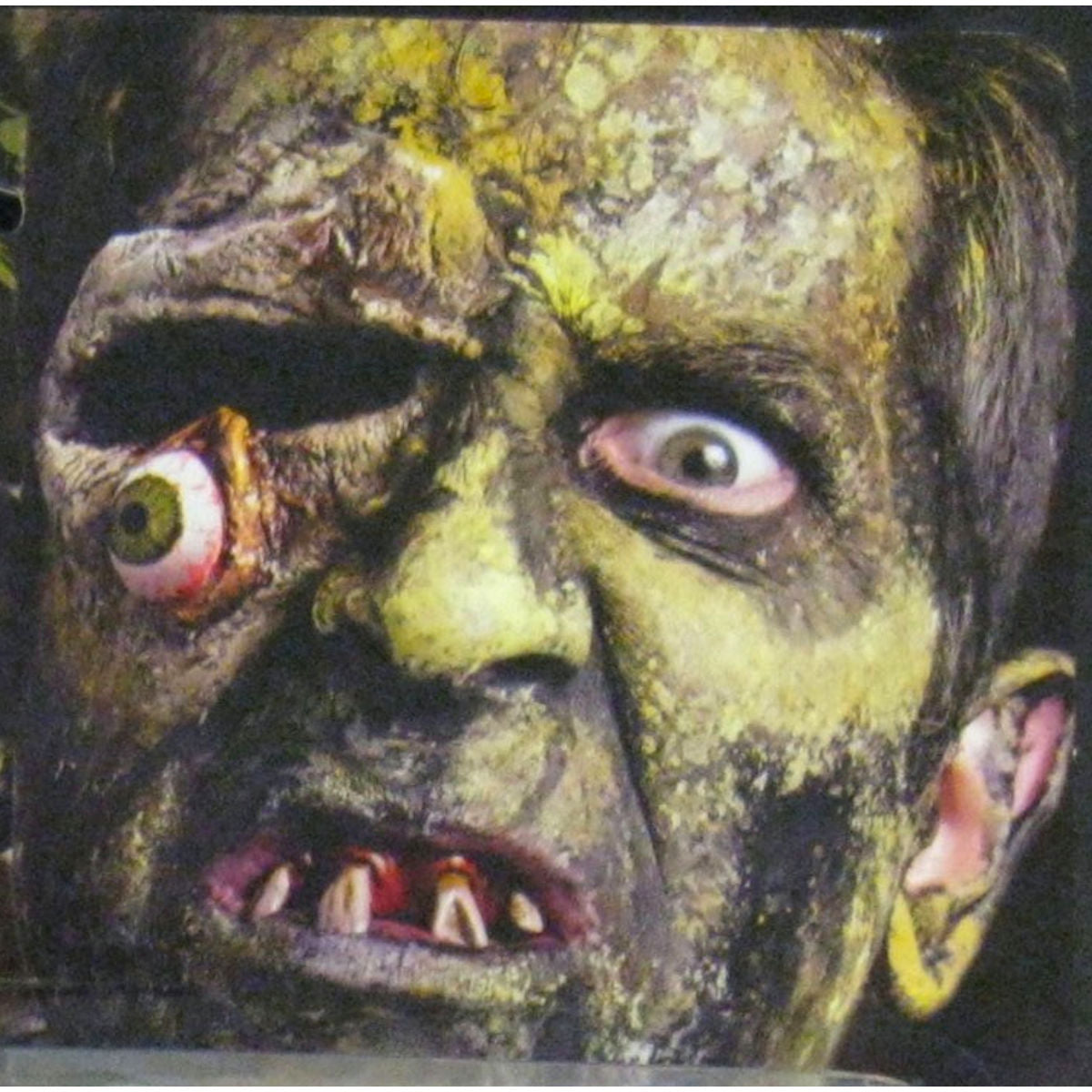 Zombie Hanging Eye Makeup Kit Special FX Kit Halloween Costume Accessory